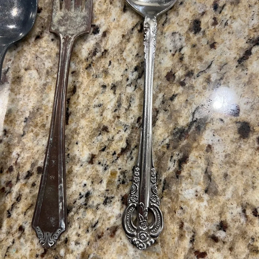 Vintage Mismatched Flatware Lot 8pc someSilverplate Gold Tone Floral Spoons Fork